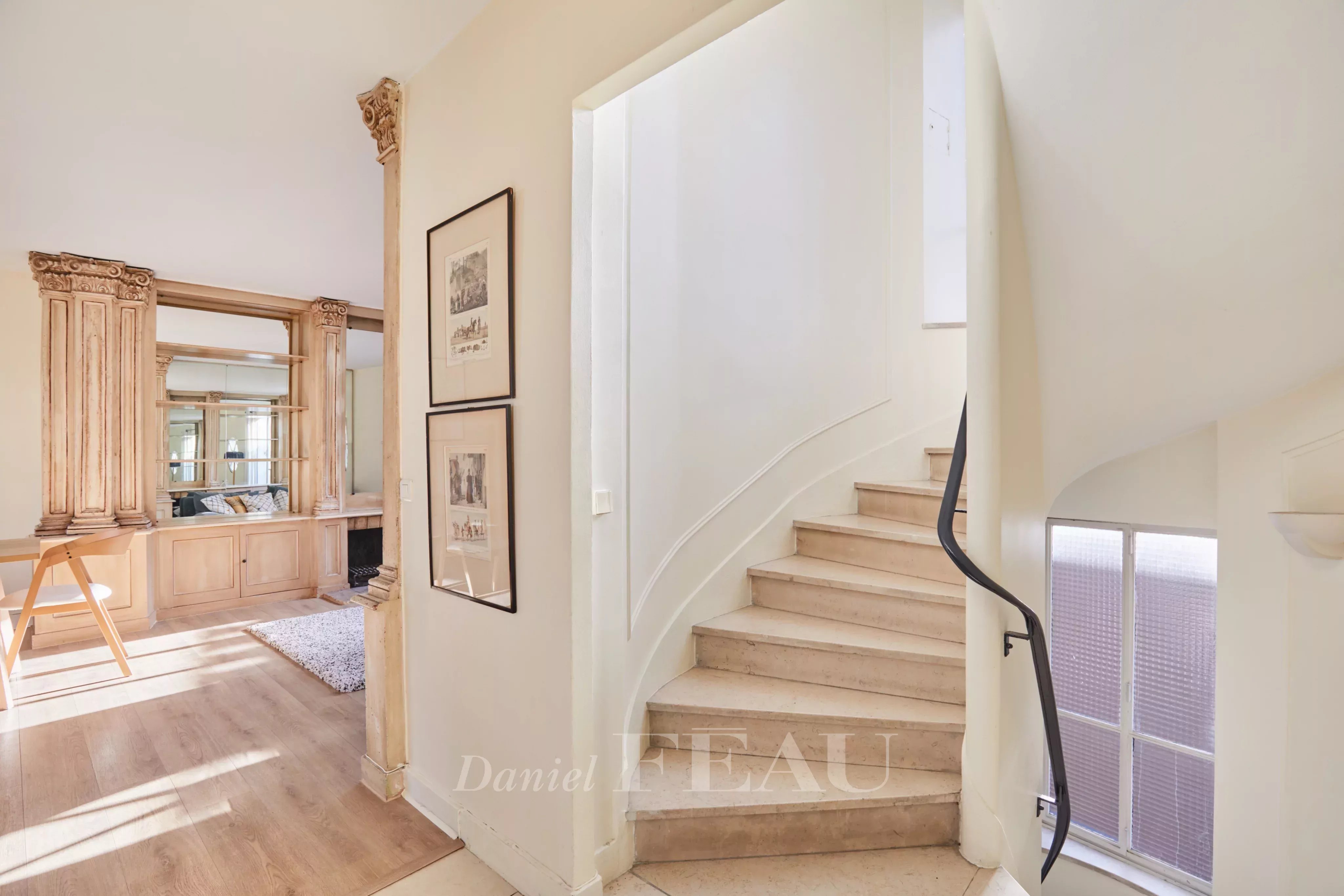 Sale Apartment Paris 16th