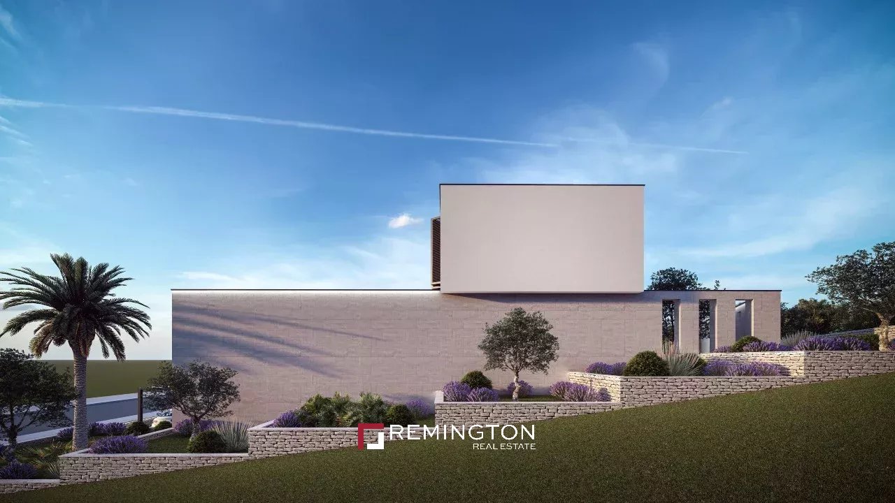 4 Bedroom Villa/Townhouse's Image 3