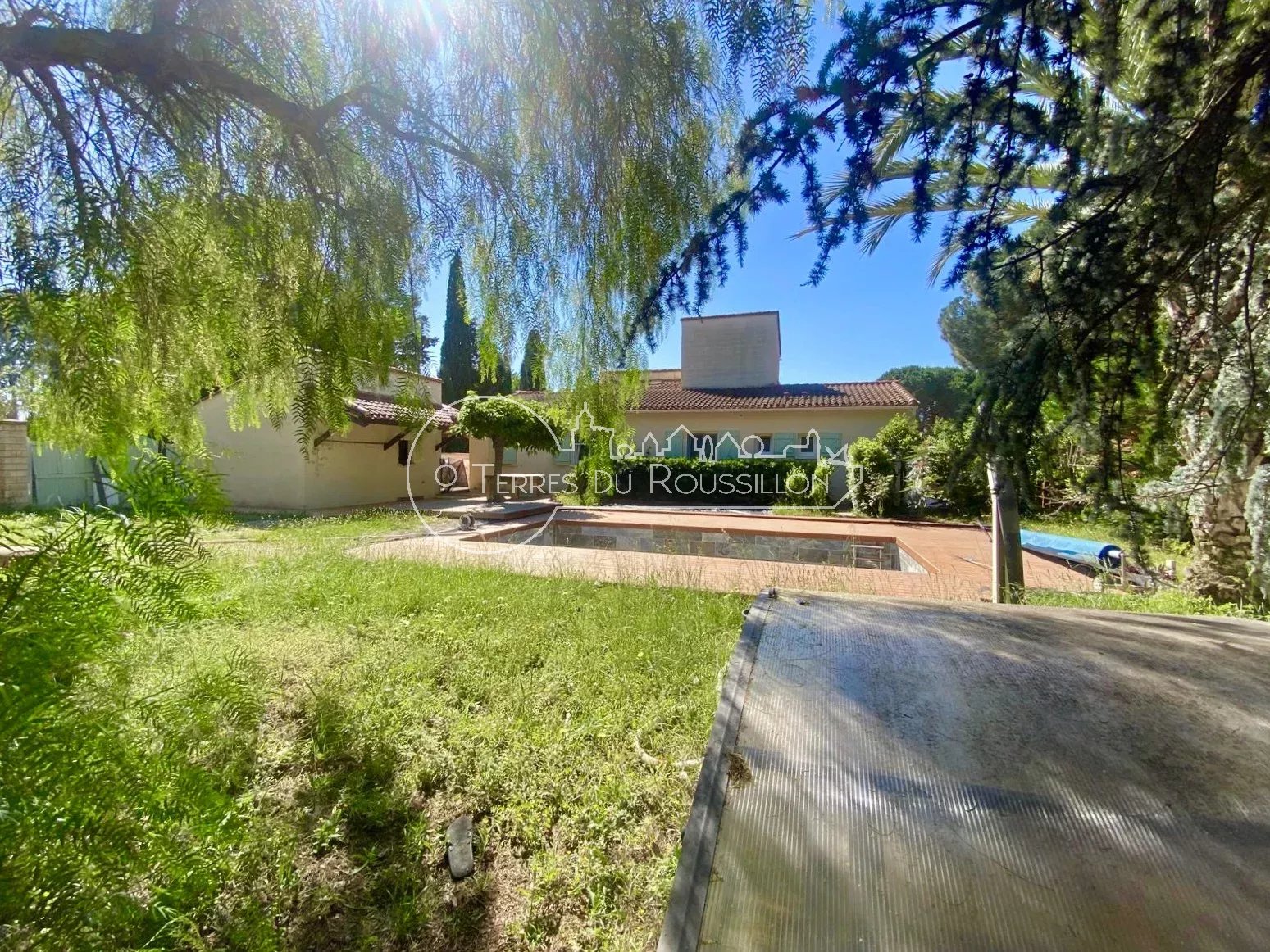 Sale Villa - Villemolaque