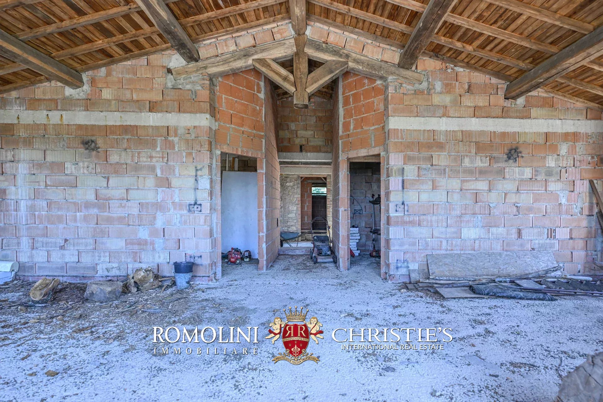 6 Bedroom Vineyard's Image 11