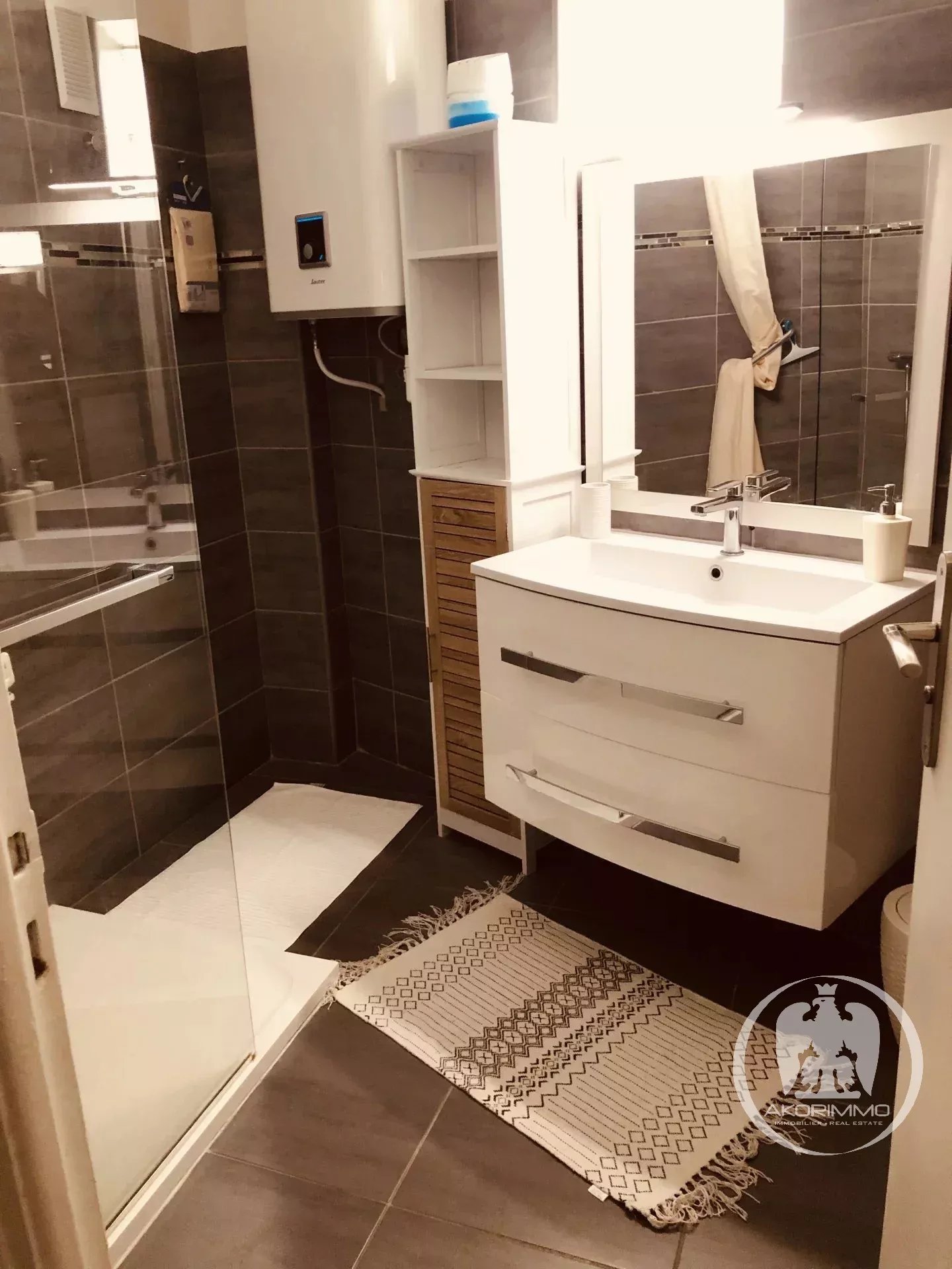 <span class='fw-semibold text-nowrap'>Appartamento</span>  - <span class='text-nowrap'>4 stanze</span>  - <span class='text-nowrap'>74.8 m²</span> - <span class='text-nowrap'> &lt