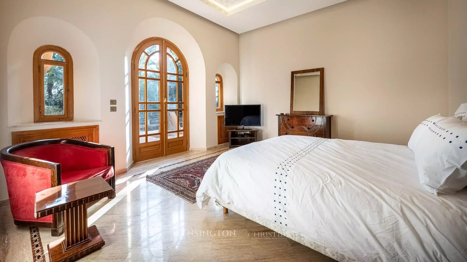 6 Bedroom Villa/Townhouse's Image 29