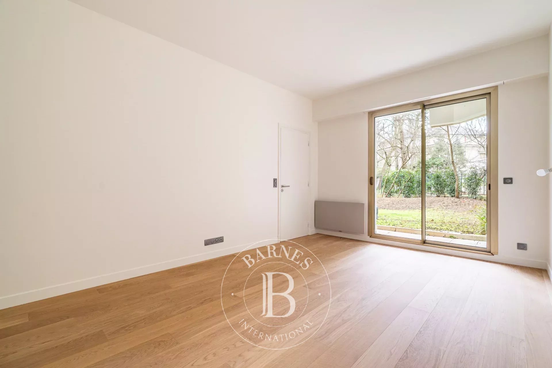 Neuilly-sur-Seine  - Apartment 4 Bedrooms - picture 9