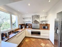 Provencal Luxury Villa for Sale in Saint-Tropez Center — photo 5 of 7