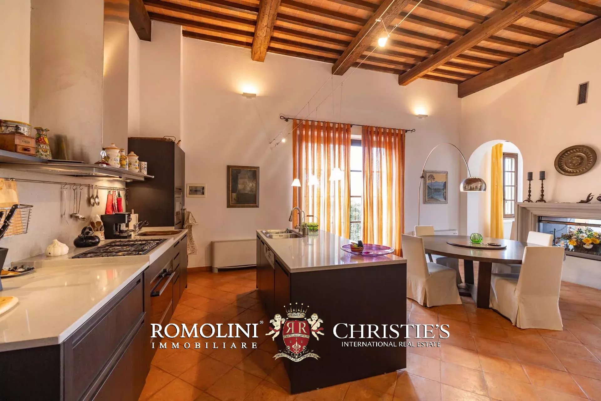 37 Bedroom Villa/Townhouse's Image 38