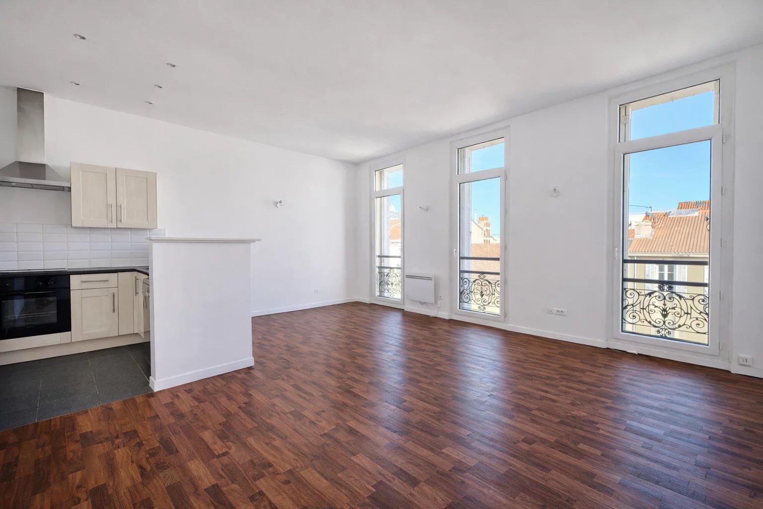 Sale Apartment Marseille 6ème Palais de Justice