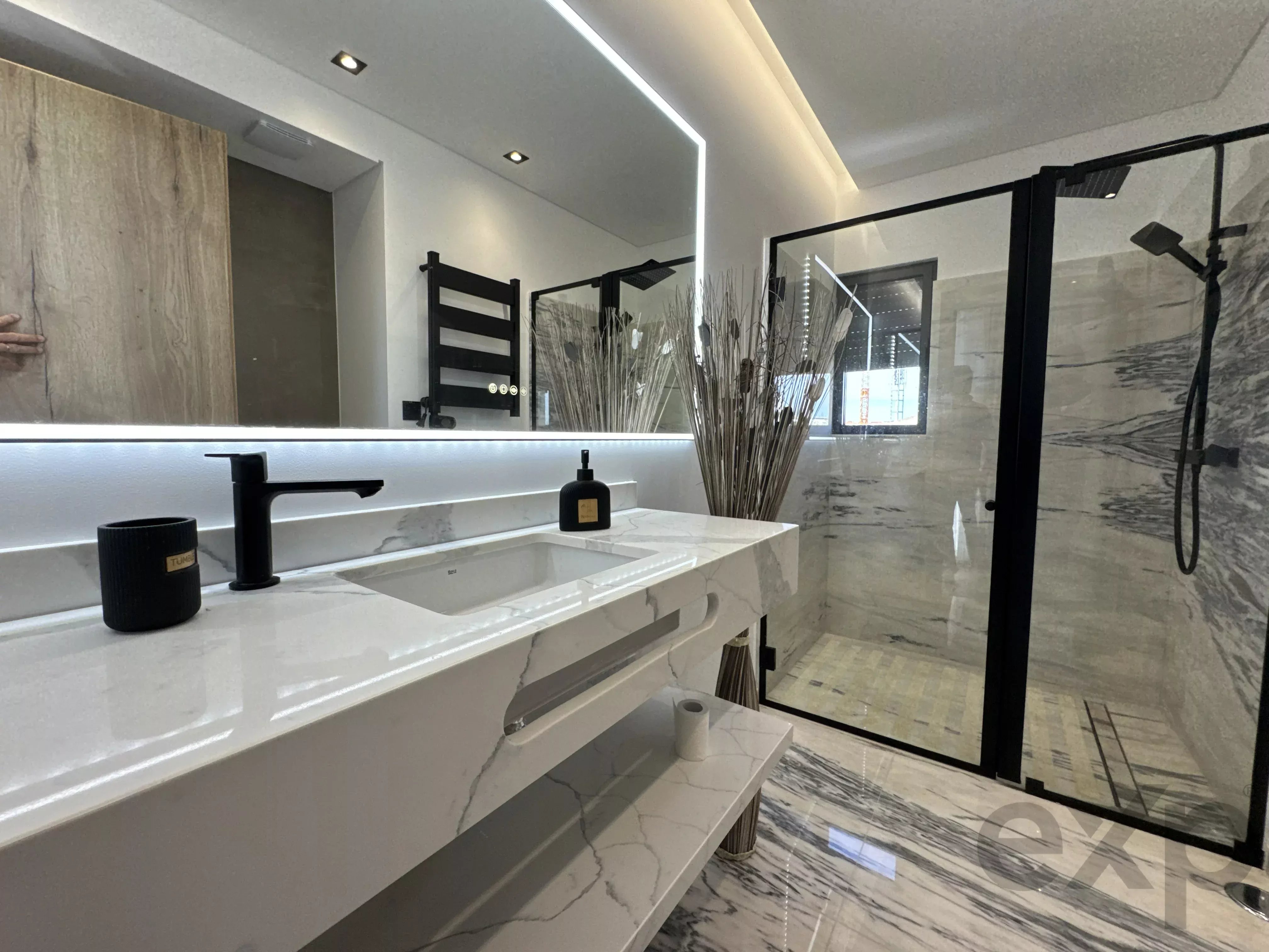 Luxury Single Home in Estoril Golf - 3 Suites with Private Resort 86843974 image 12