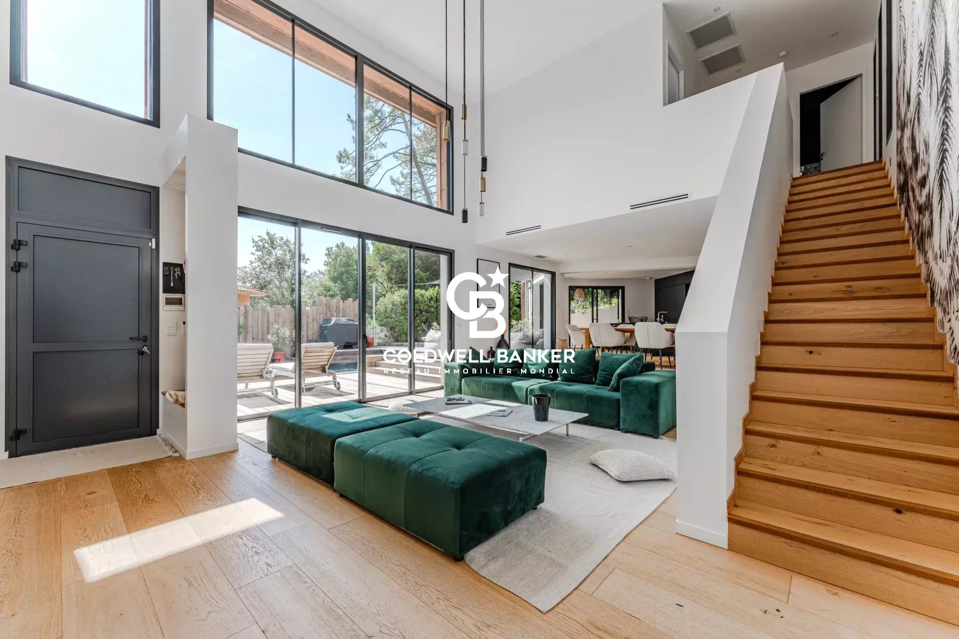 Agence immobilière de Silver Coast Int. Realty