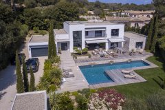 Mougins beautiful contemporary new villa — photo 2 of 7