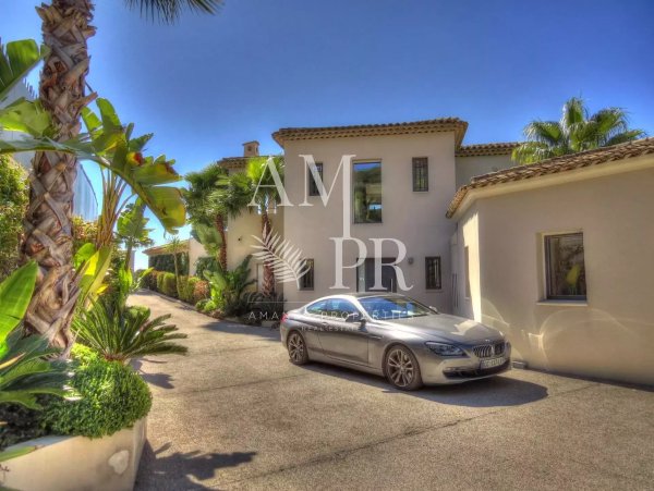 Contemporary Sea View Villa Cannes | Luxury Family Estate Croix des Gardes — photo 5