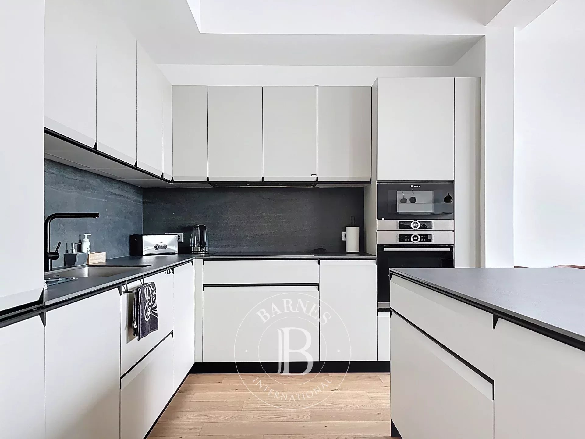 Louizalaan - 2 slaapkamer appartement