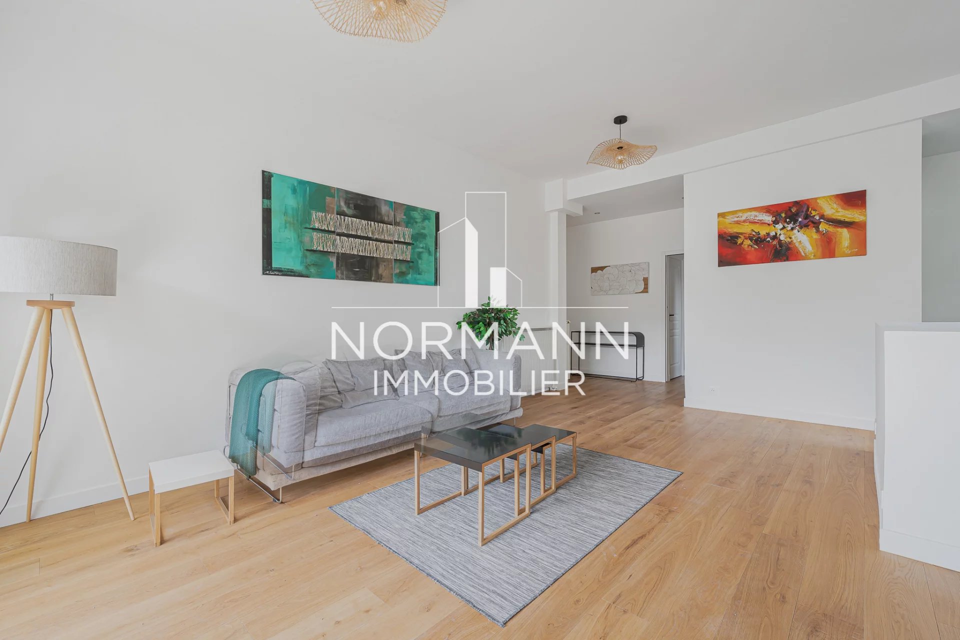 NEUILLY SUR SEINE- LONGCHAMP/DELABORDERE-3 BEDROOMS-TERRACE