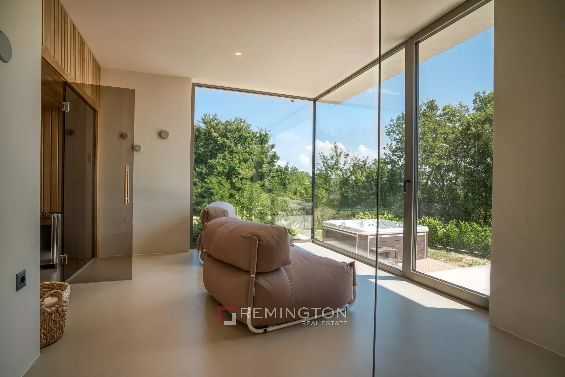 Villa/Townhouse's Image 14