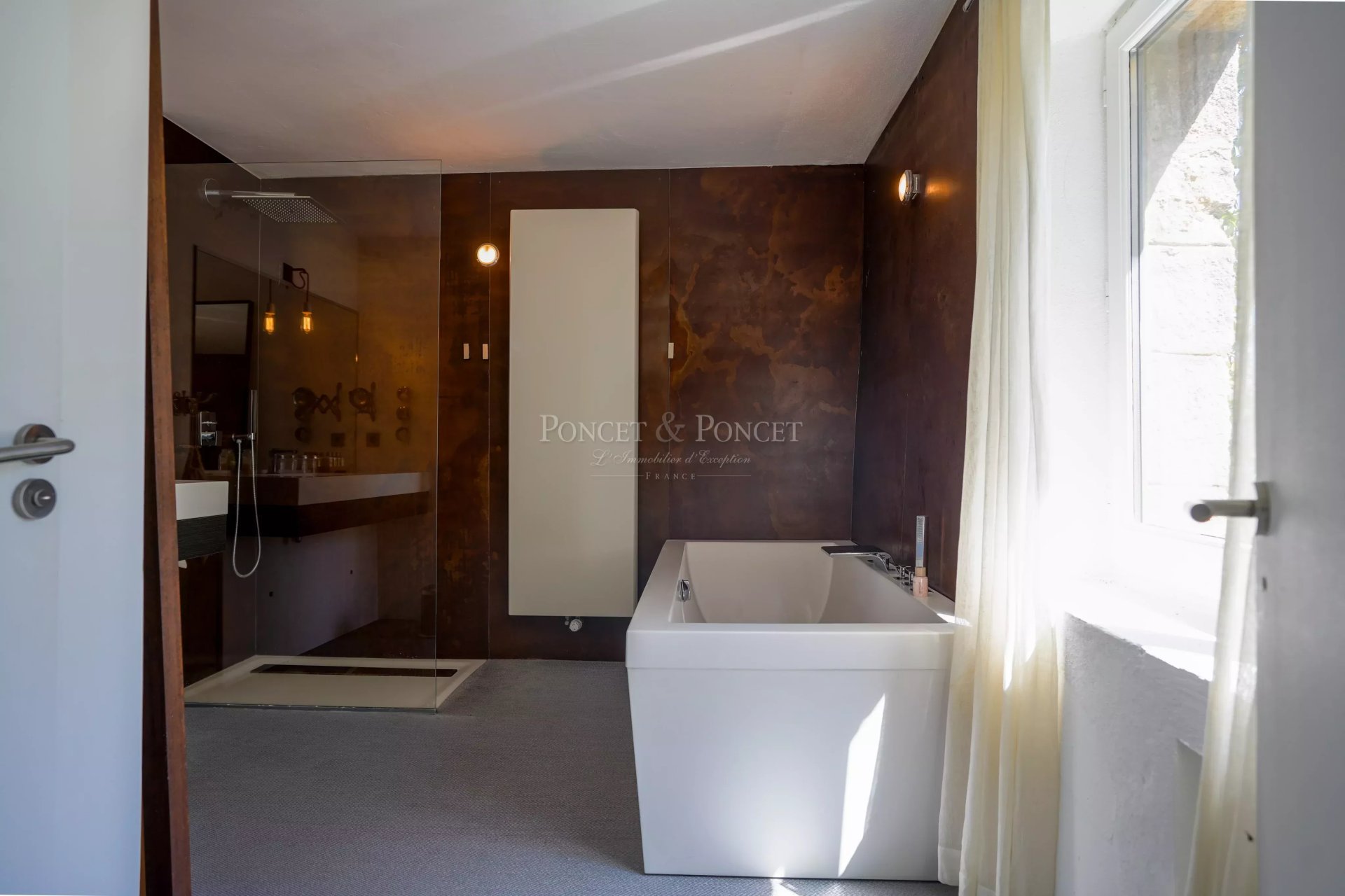 13 Bedroom Chateau's Image 16