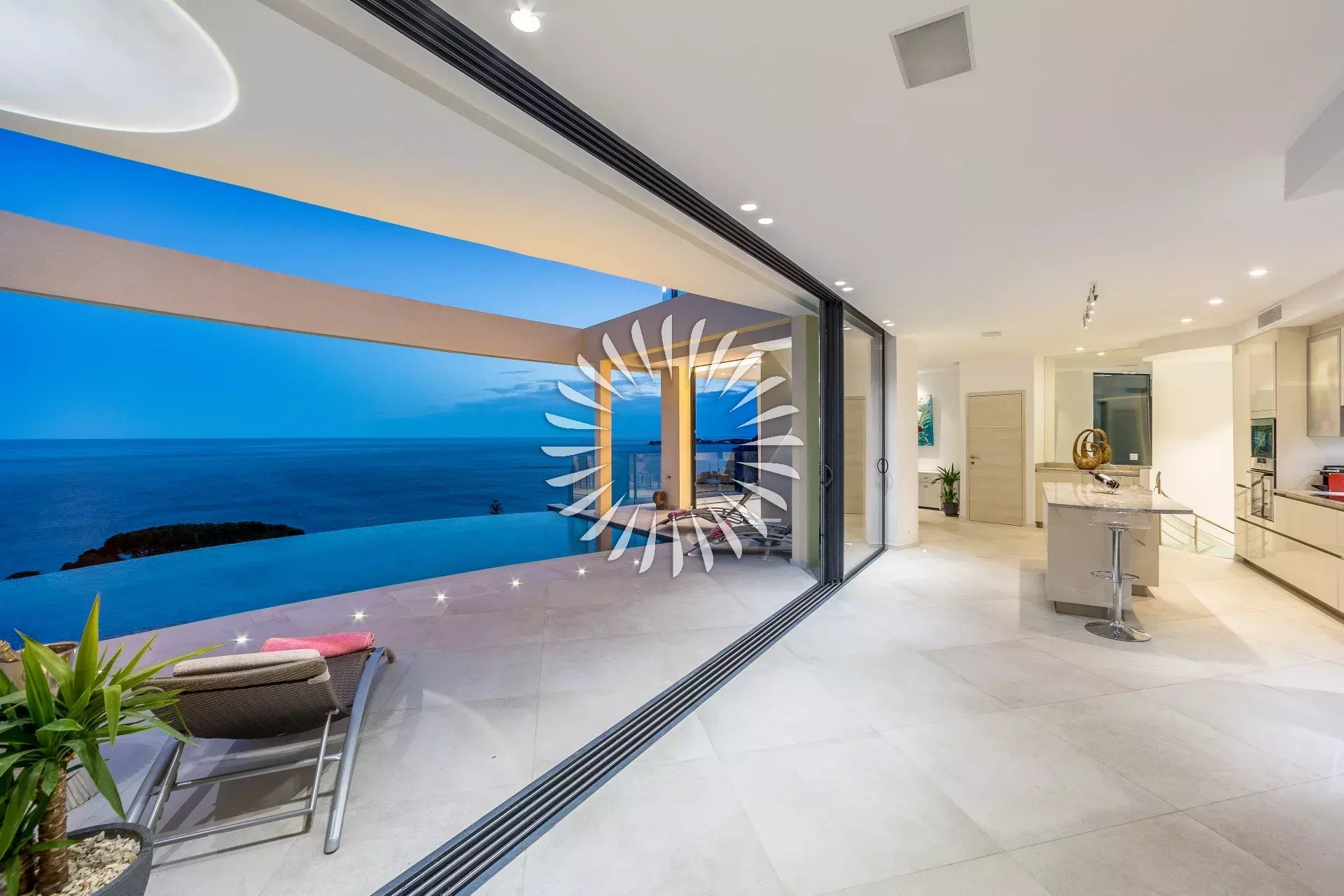 Luxurious Villa - Eze