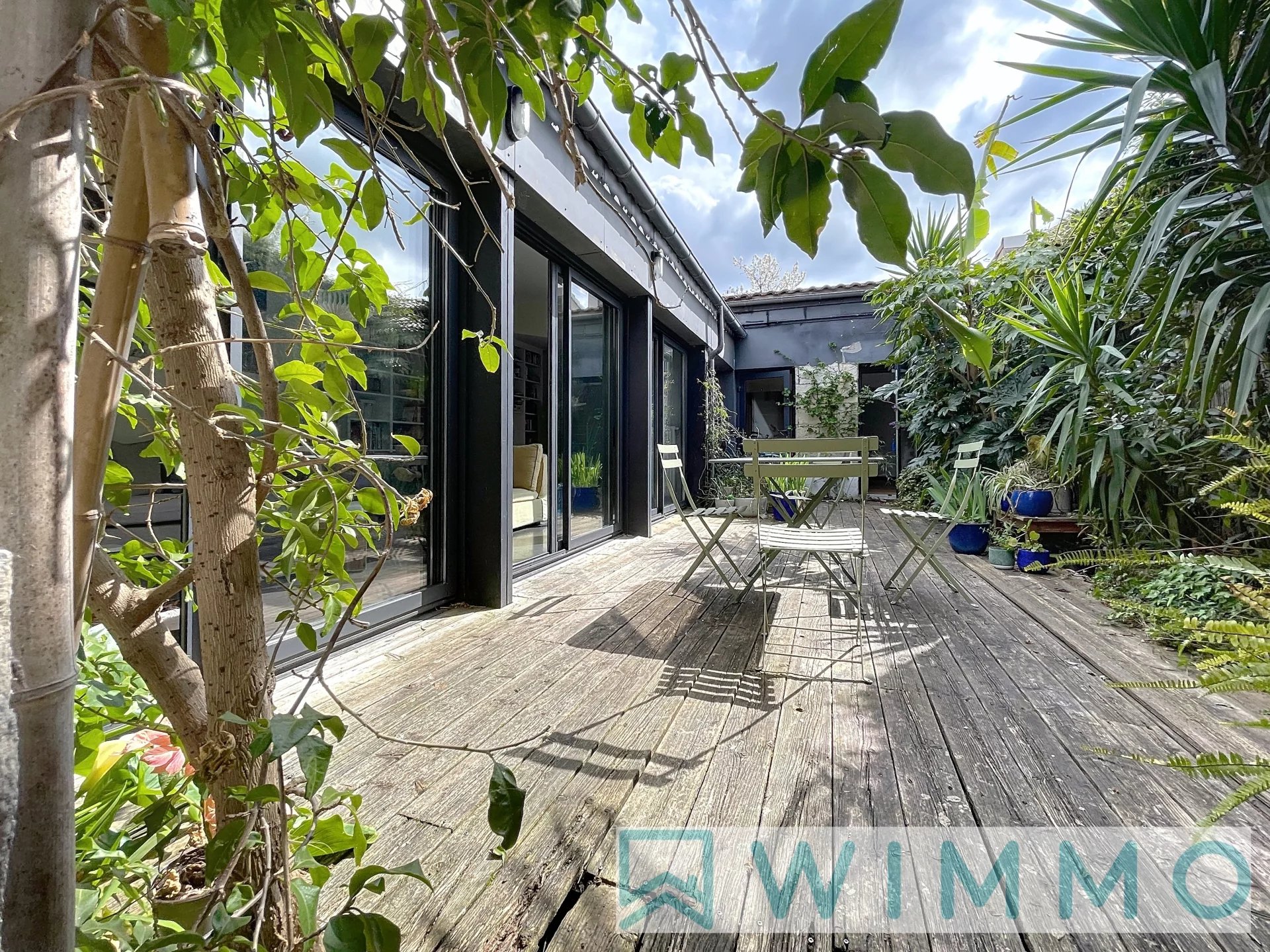 BORDEAUX : Maison T4 meublée lumineuse et spacieuse !