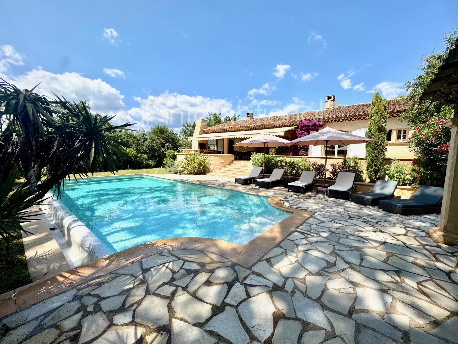 Vendita Villa Gassin
