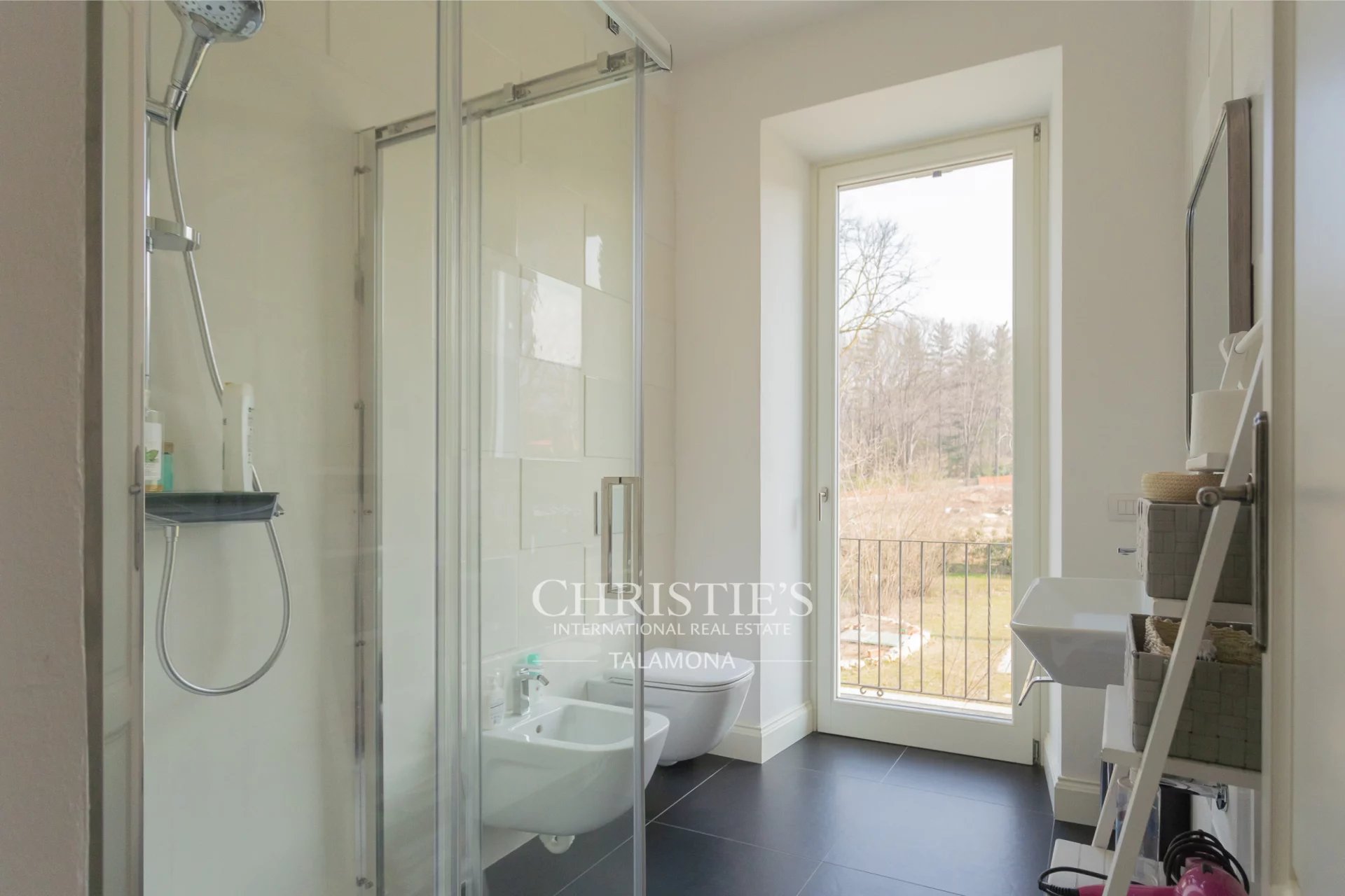 3 Bedroom Villa/Townhouse's Image 23