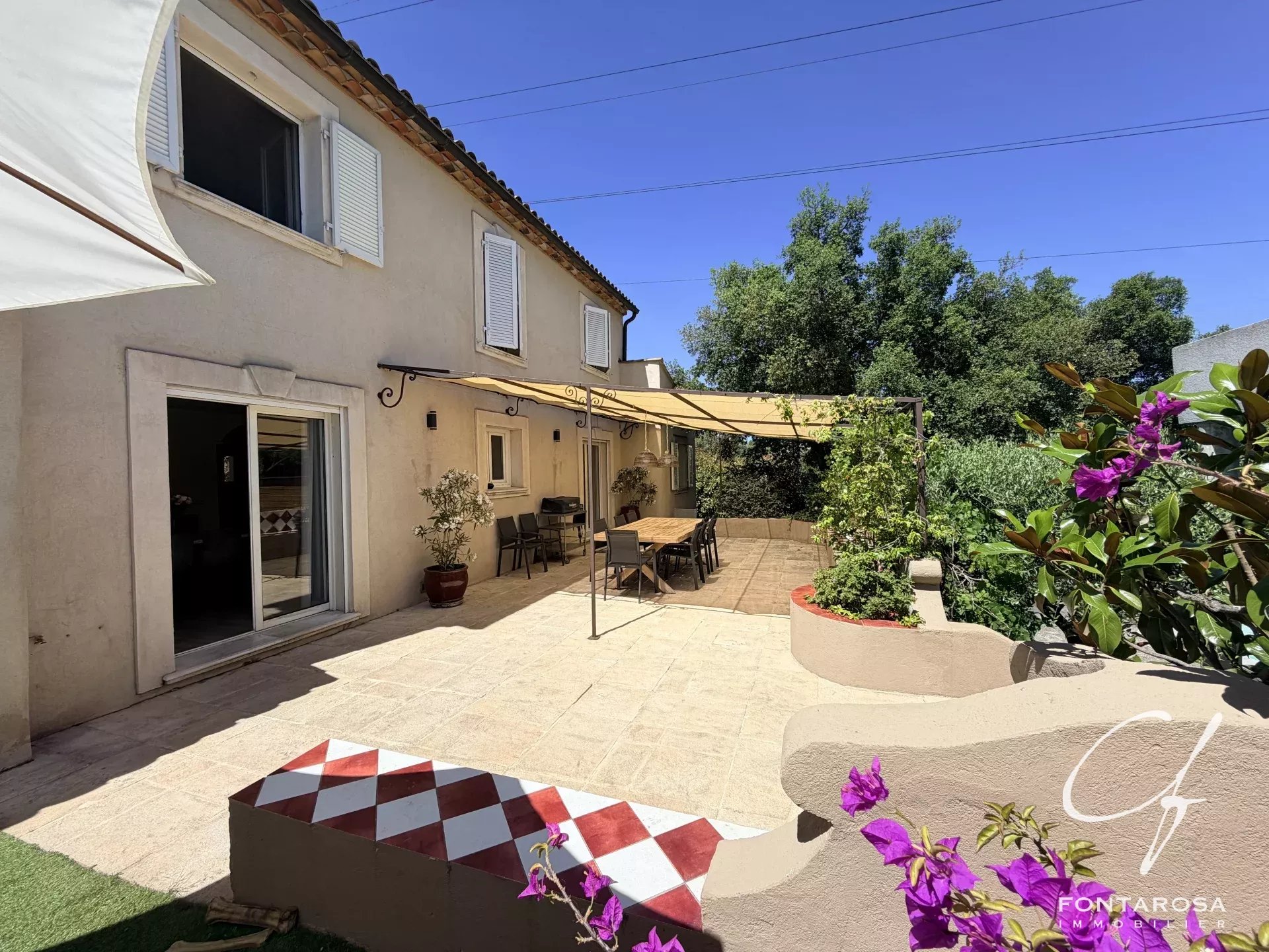 Agence immobilière de 