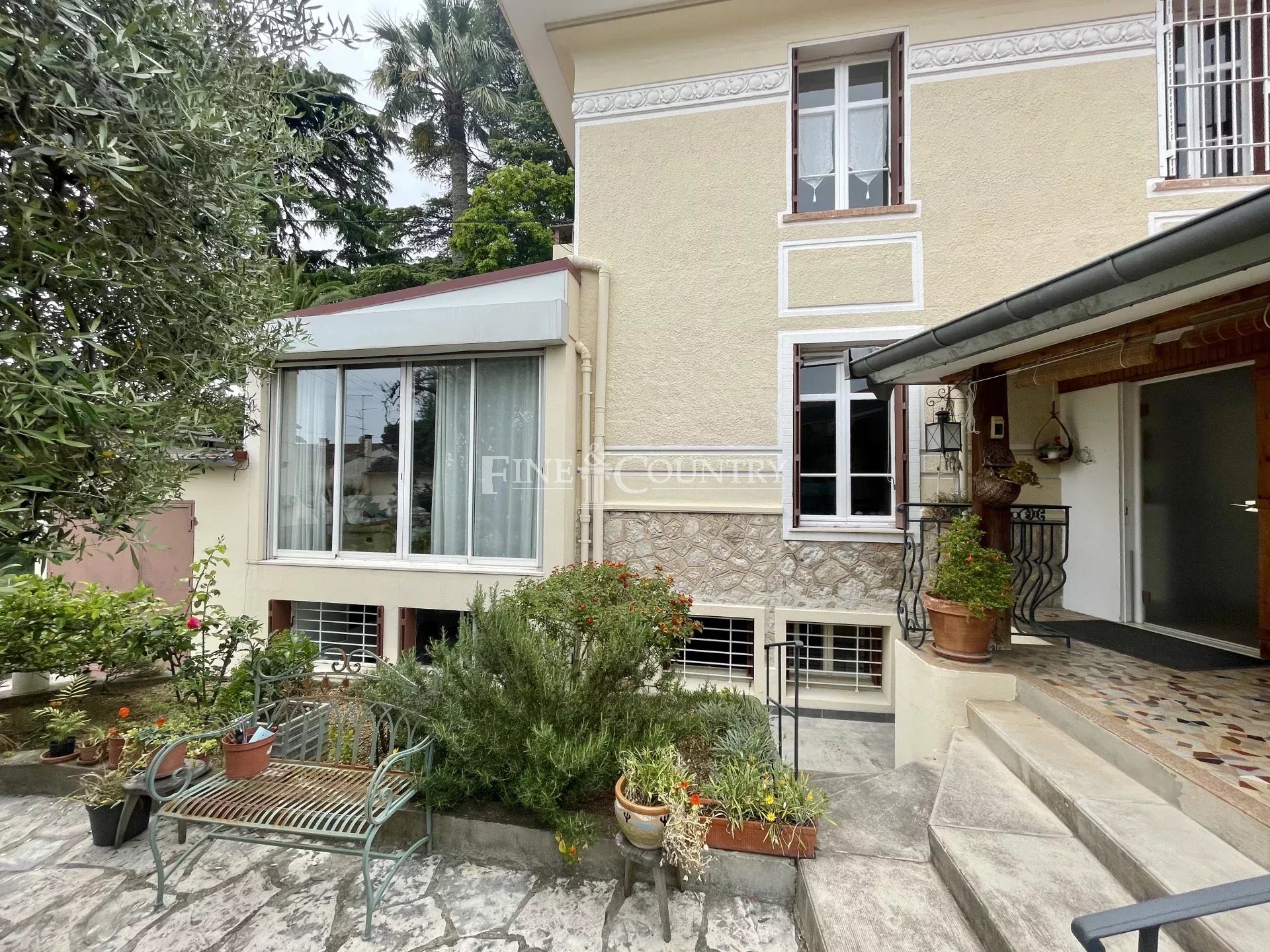 Photo of Historic house for sale near the center of Cannes