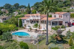 Mediterranean-style villa with unobstructed ocean views — photo 6 of 6