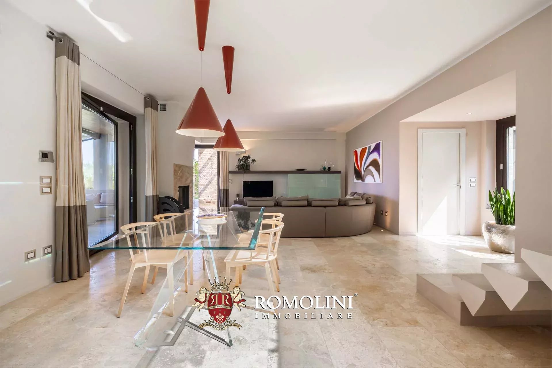5 Bedroom Villa/Townhouse's Image 19
