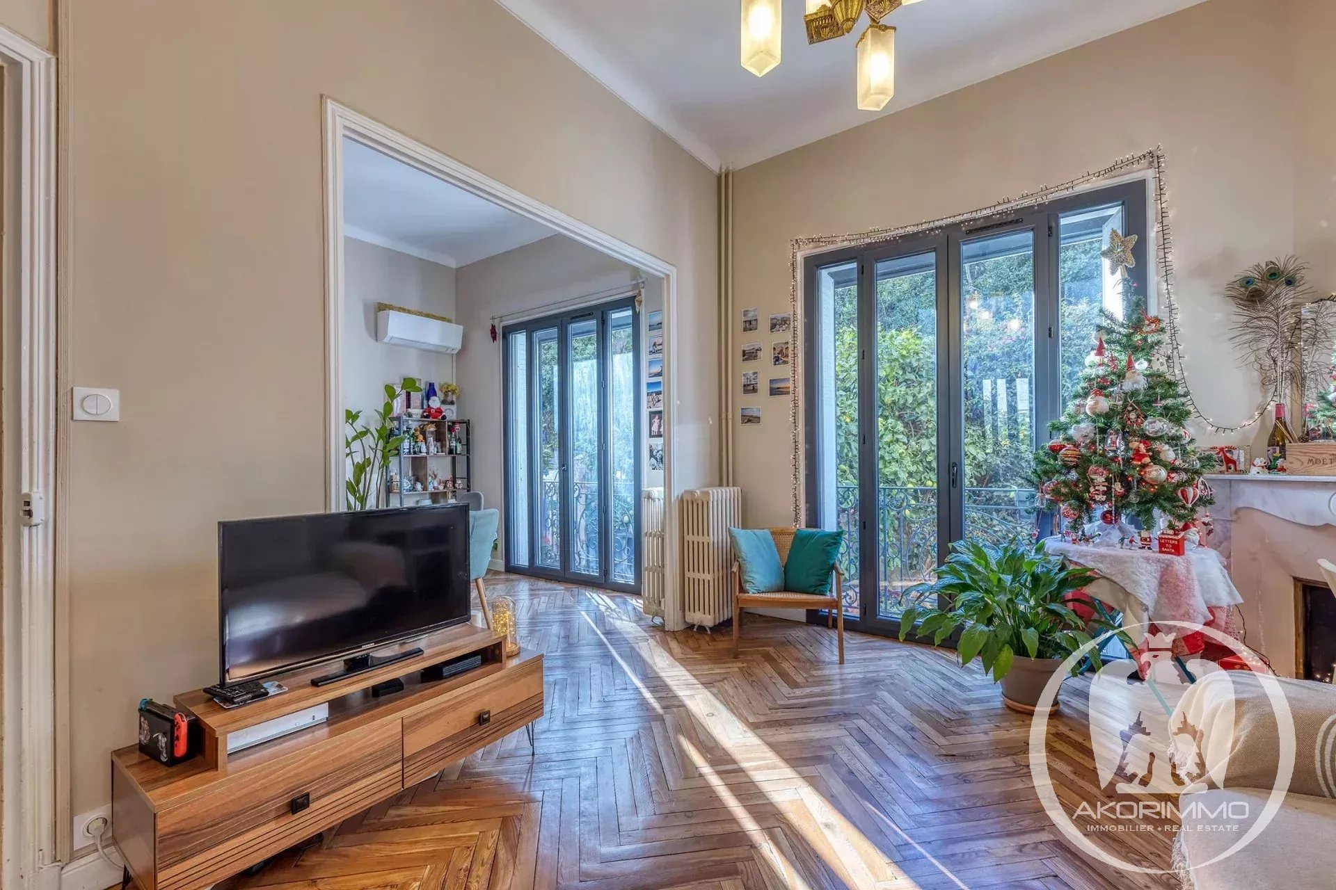 Maison  - 5 pièces  - 80.82 m2 -