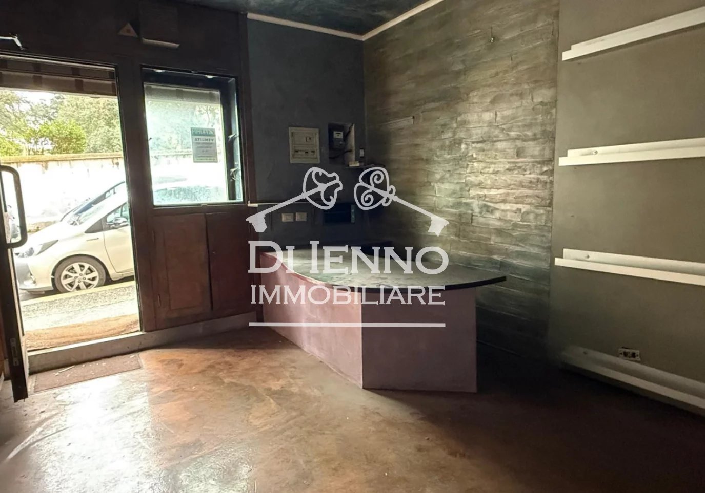 Vendita Negozio Roma Africano - Villa Chigi