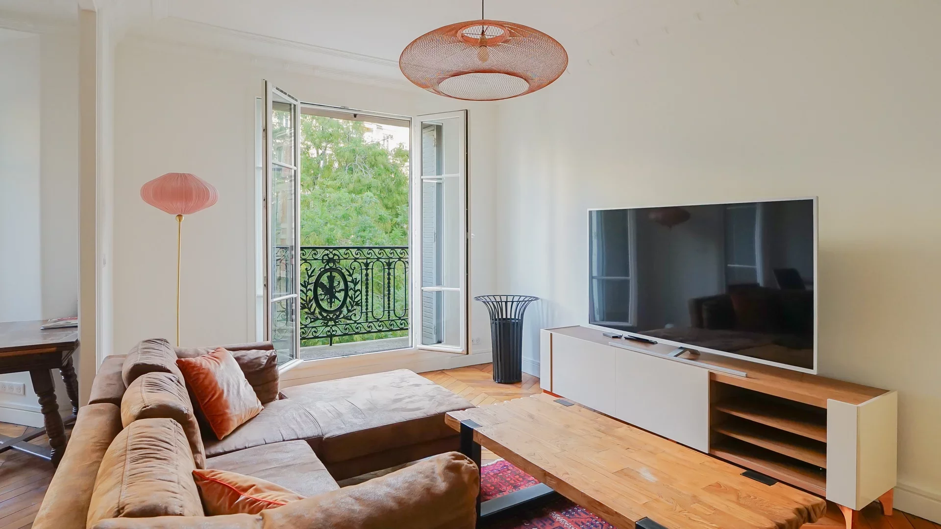 Paris 18e - MONTMARTRE / LAMARCK CAULAINCOURT