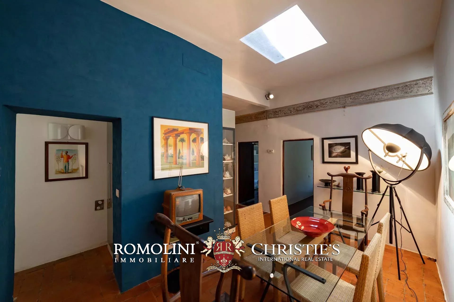 11 Bedroom Villa/Townhouse's Image 101