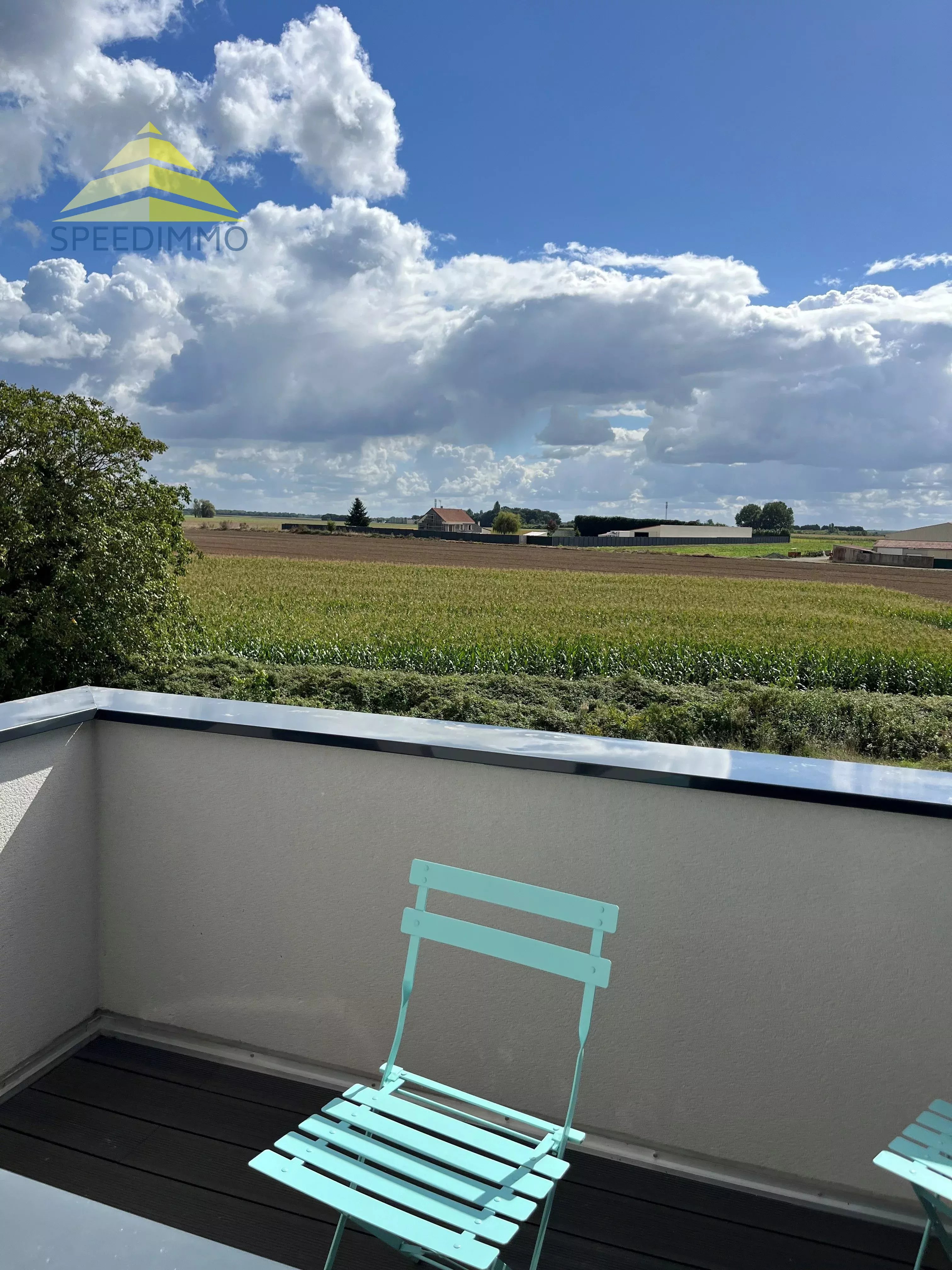 BÂTIMENT INDÉPENDANT RÉCENT (2022)