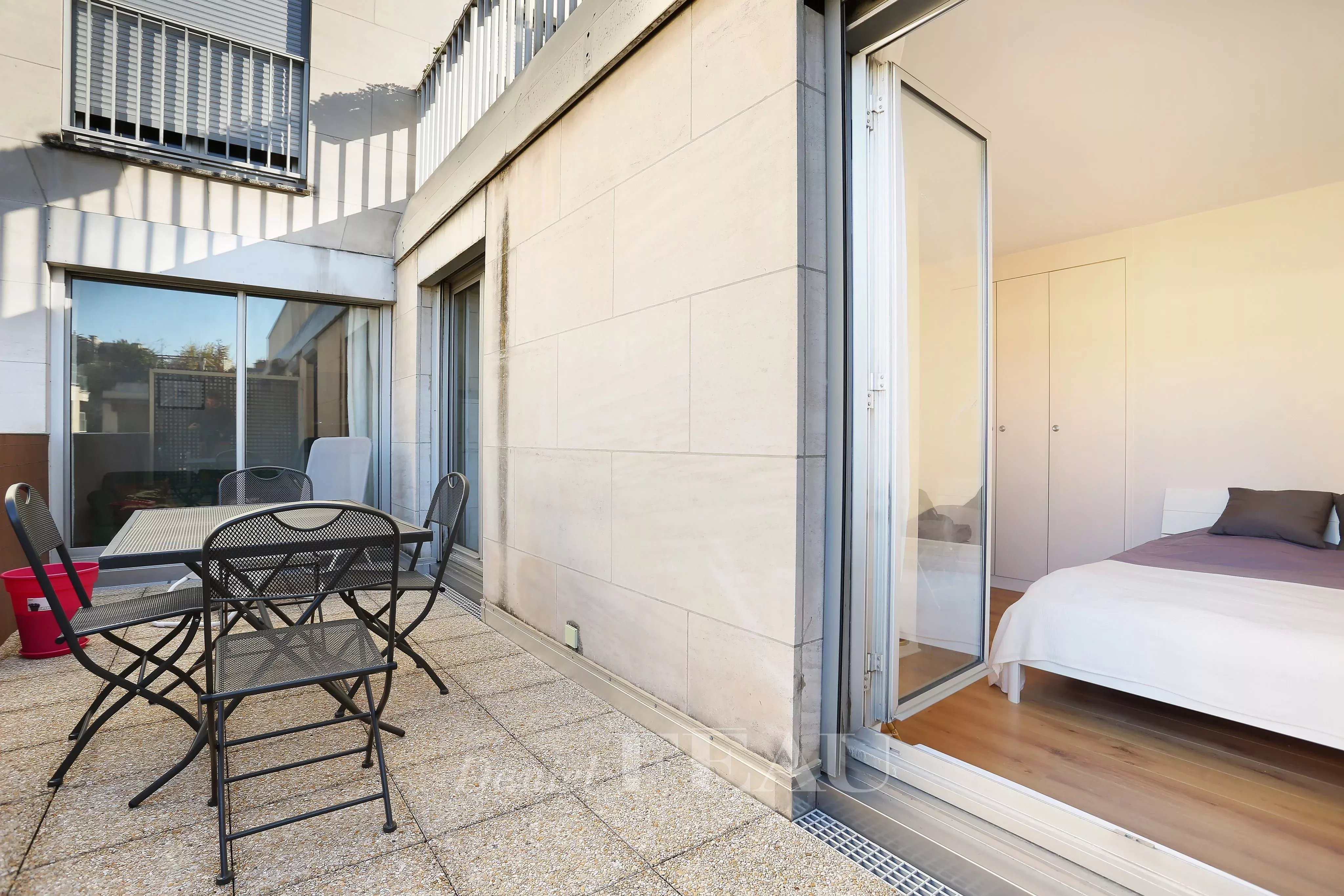 Rental Apartment Neuilly-sur-Seine