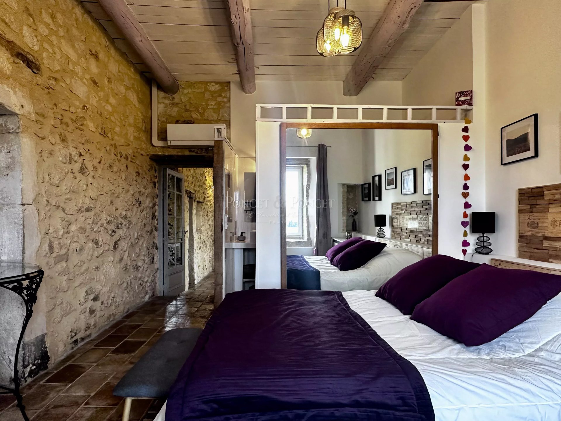 10 Bedroom Villa/Townhouse's Image 11