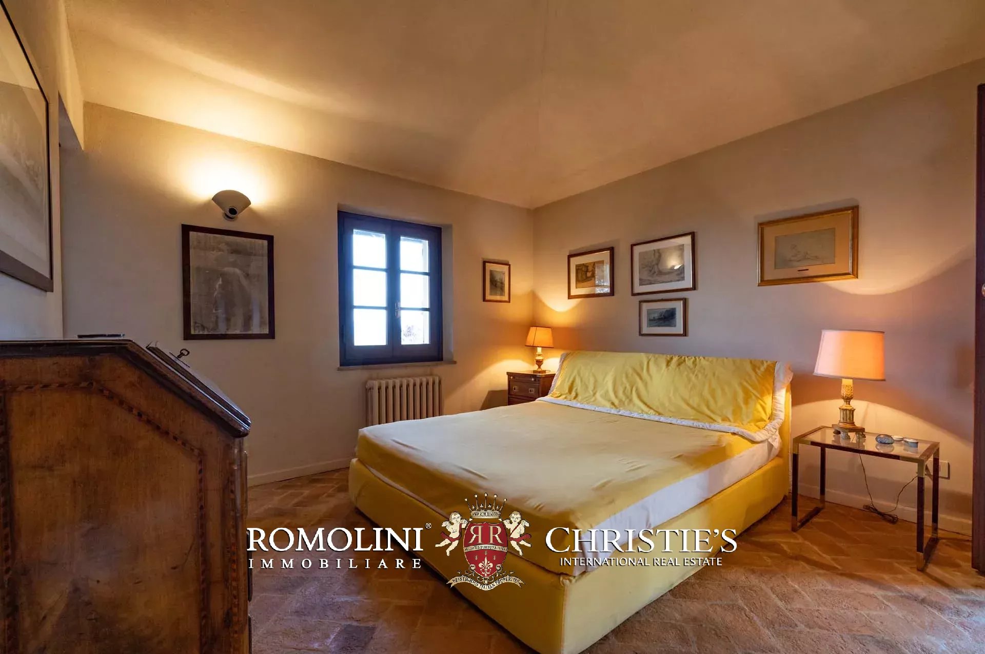 19 Bedroom Villa/Townhouse's Image 49