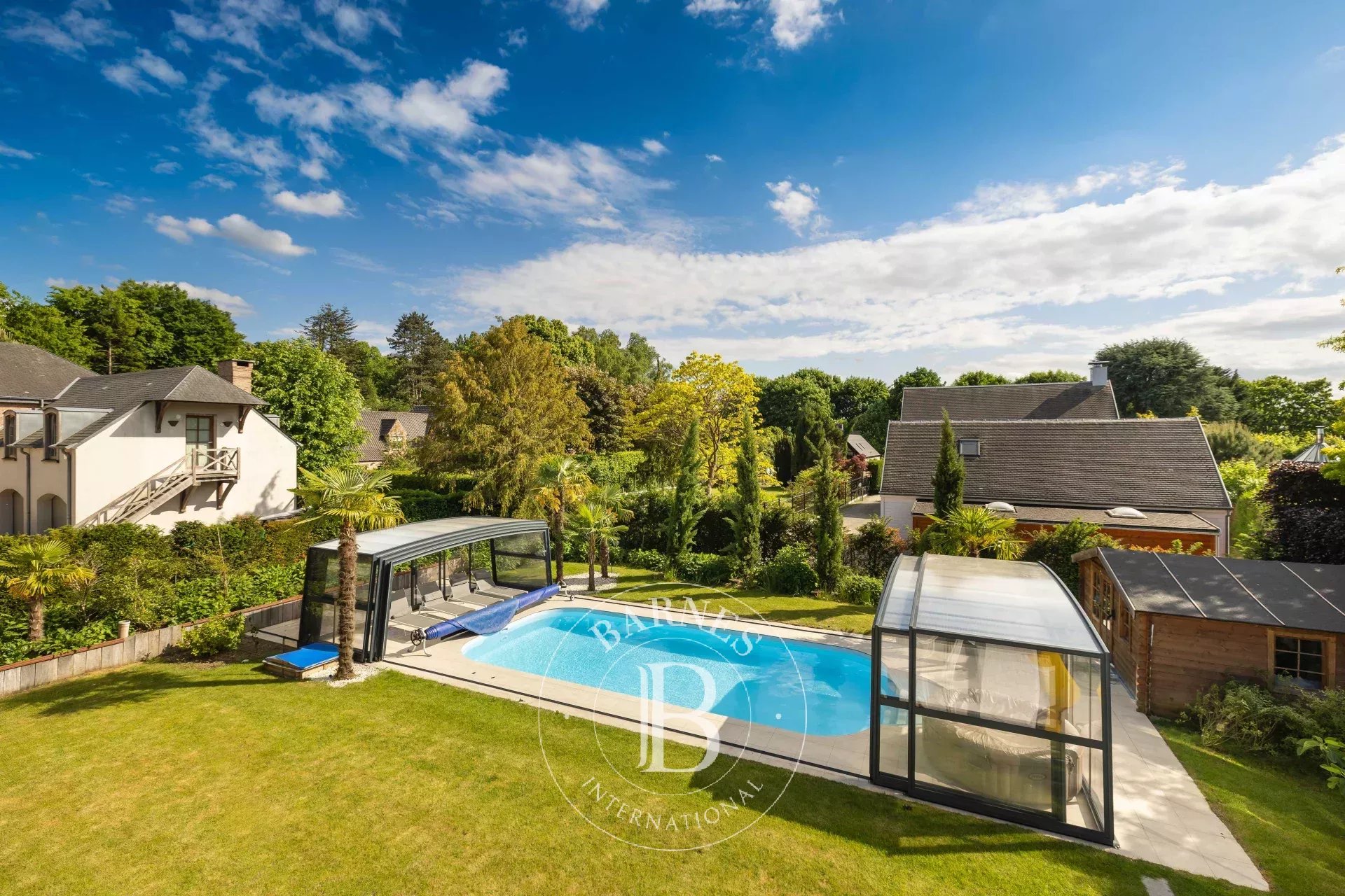Charmante villa dans le prestigieux quartier des Chasseurs