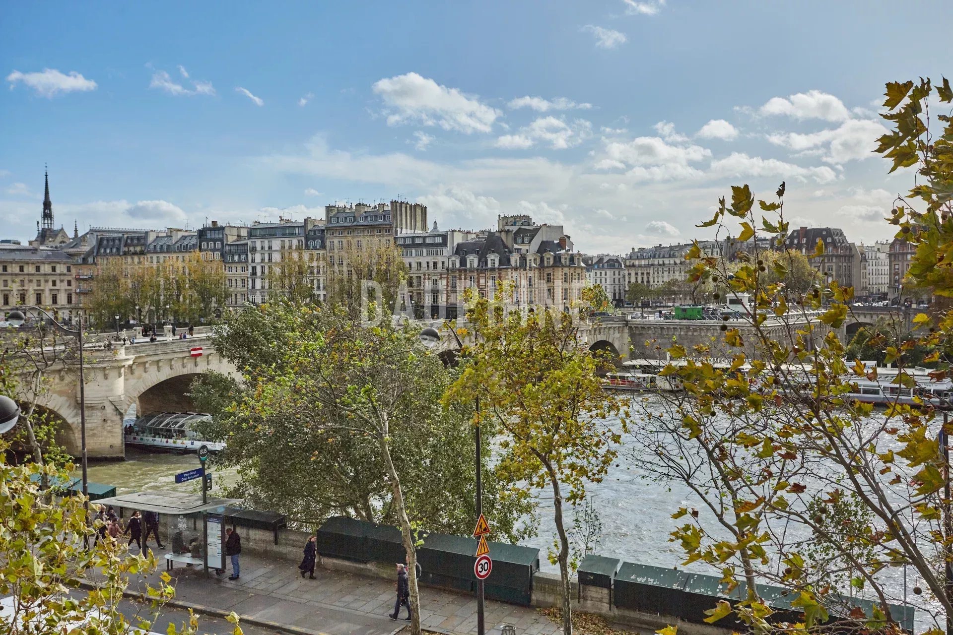 Agence immobilière de 