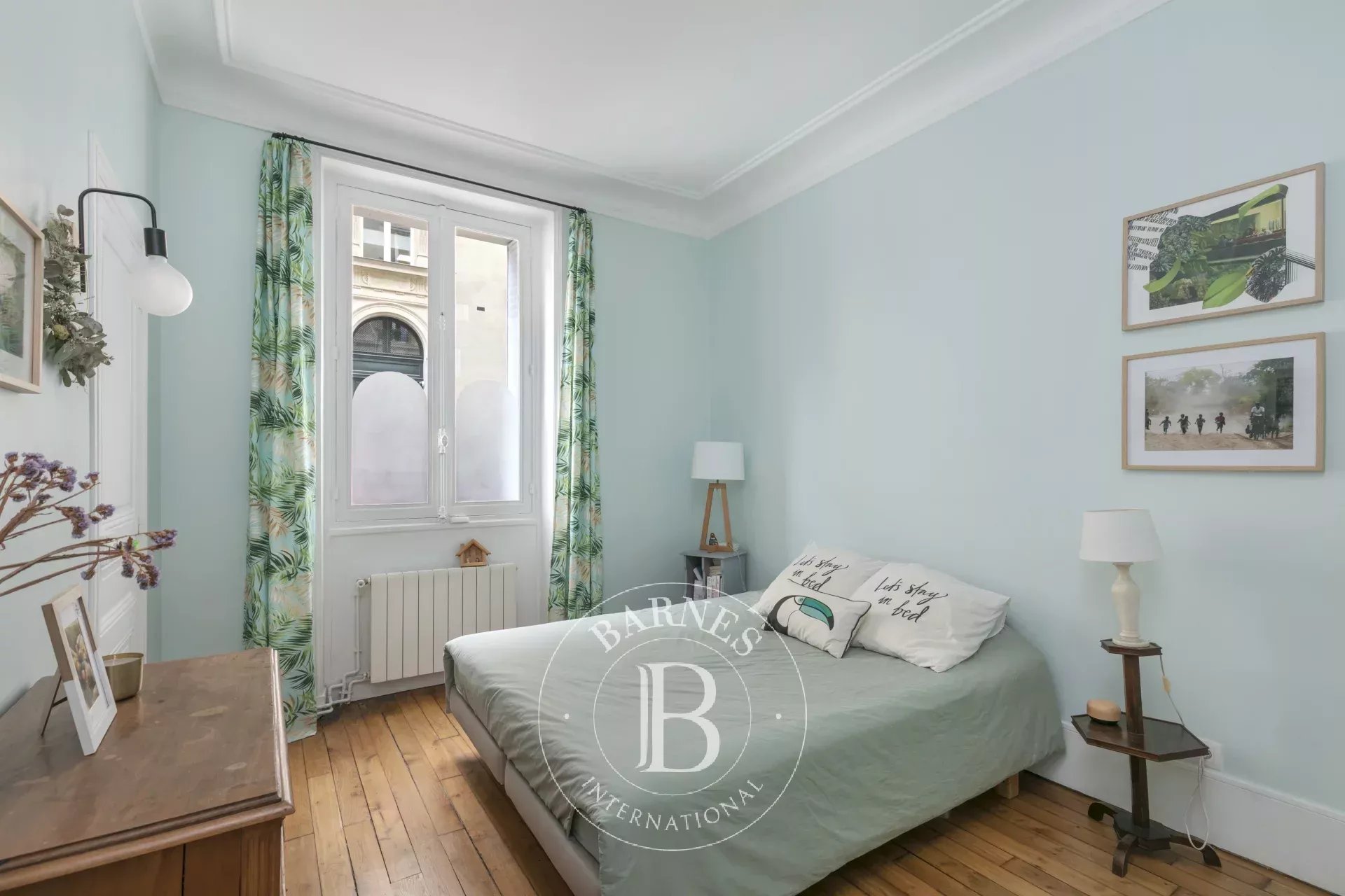 Exclusive - Neuilly-Town Hall- 3-bed apartment - Period charm - Possible office space. - picture 12