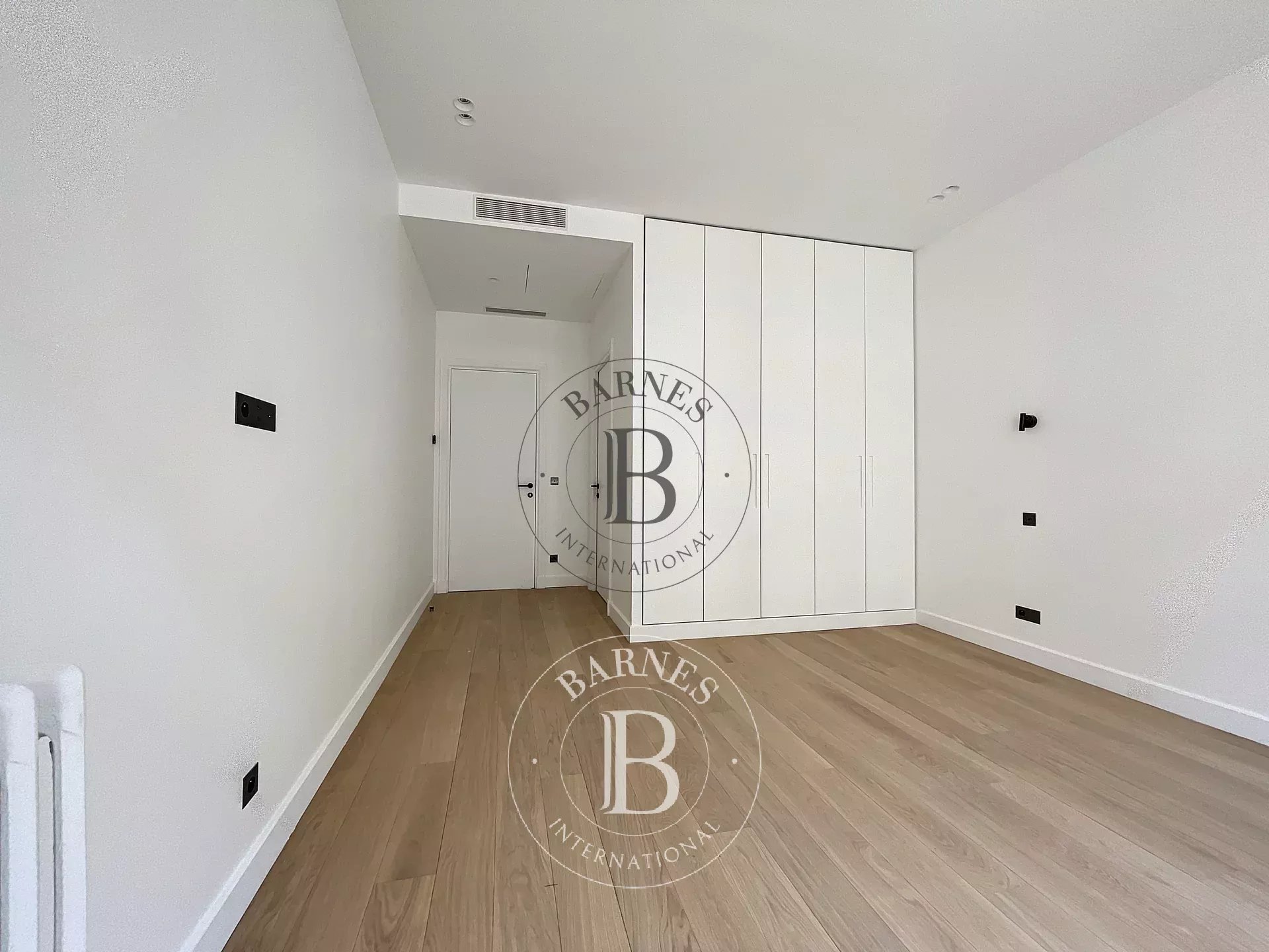 Daire Paris 8ème - picture 22