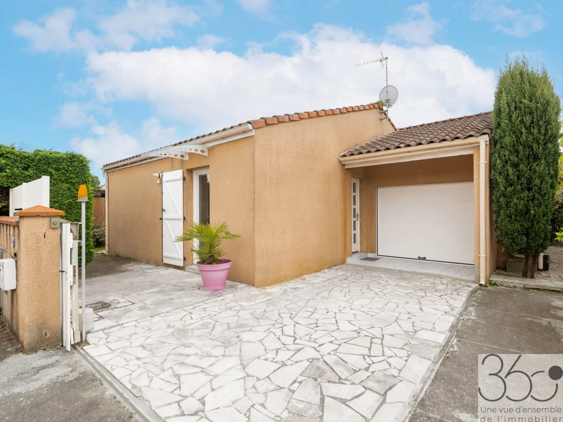 Agence immobilière de 