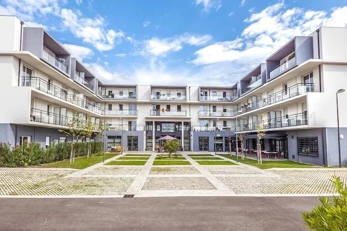 INVESTISSEMENT LOCATIF  Perpignan  Résidence Seniors Les Girandières  5,05 % de rentabilité