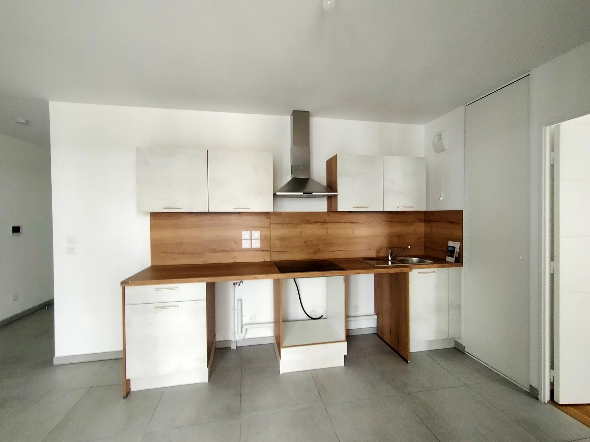 85859594 Location Lyon 9ème