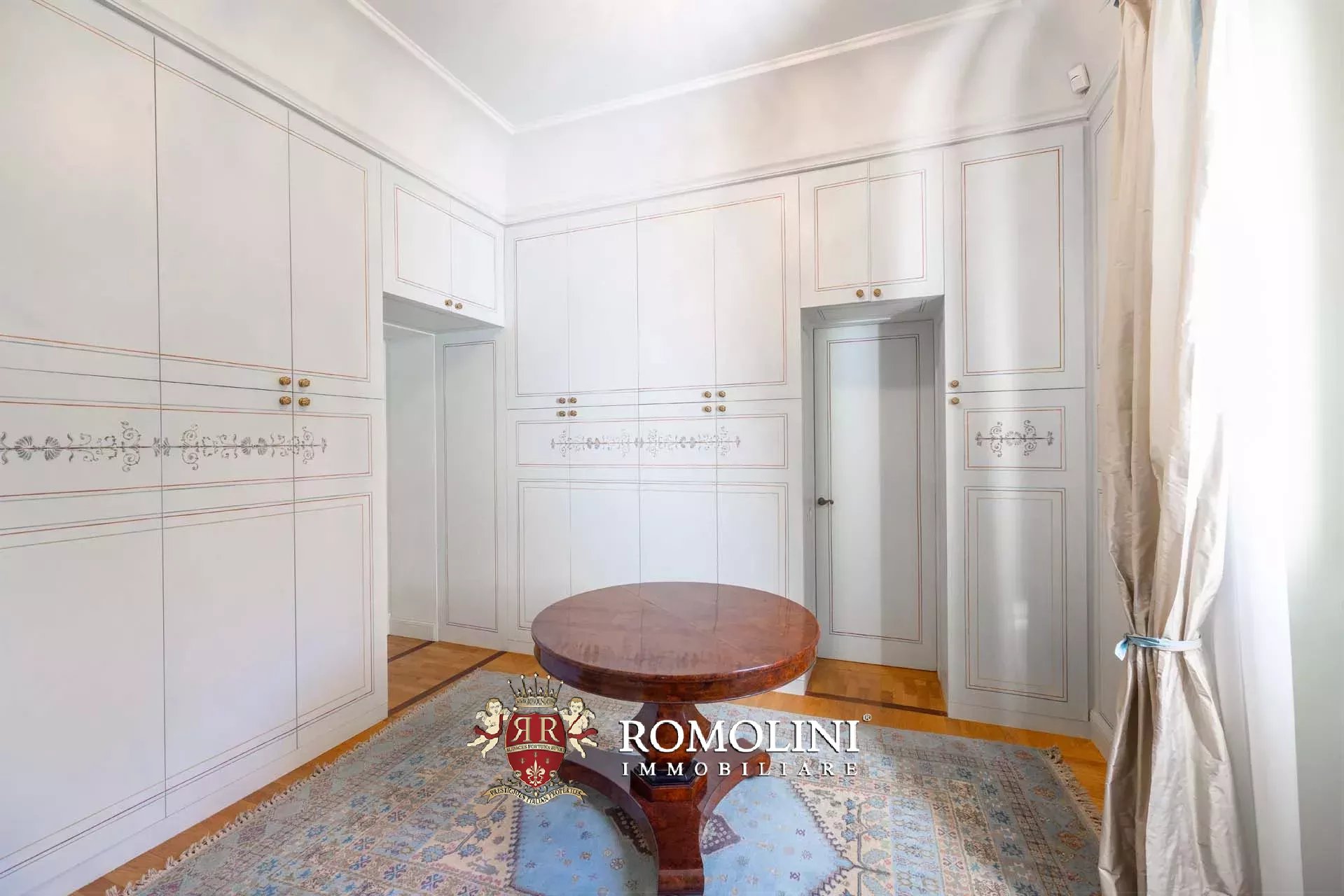 12 Bedroom Villa/Townhouse's Image 62