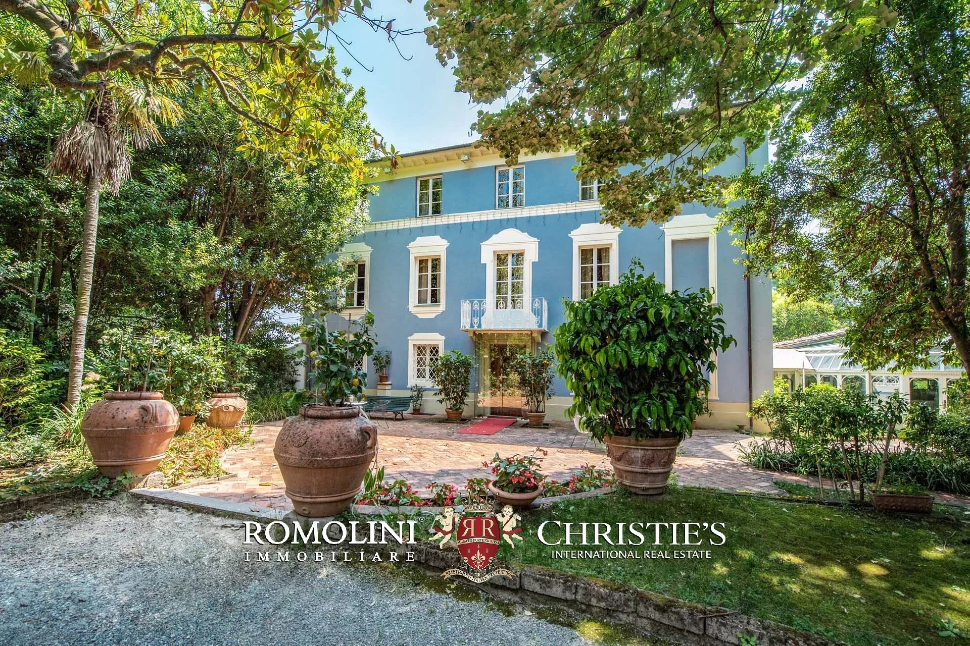 10 Bedroom Villa/Townhouse's Image 9