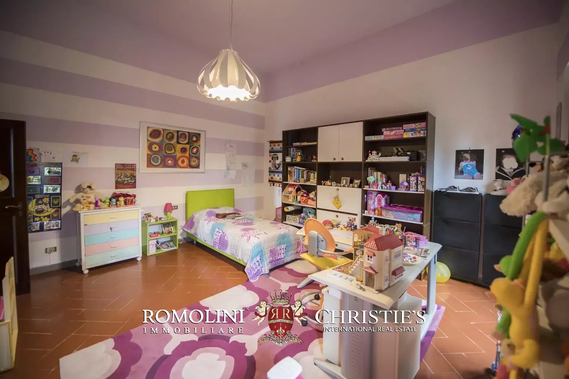 6 Bedroom Villa/Townhouse's Image 44