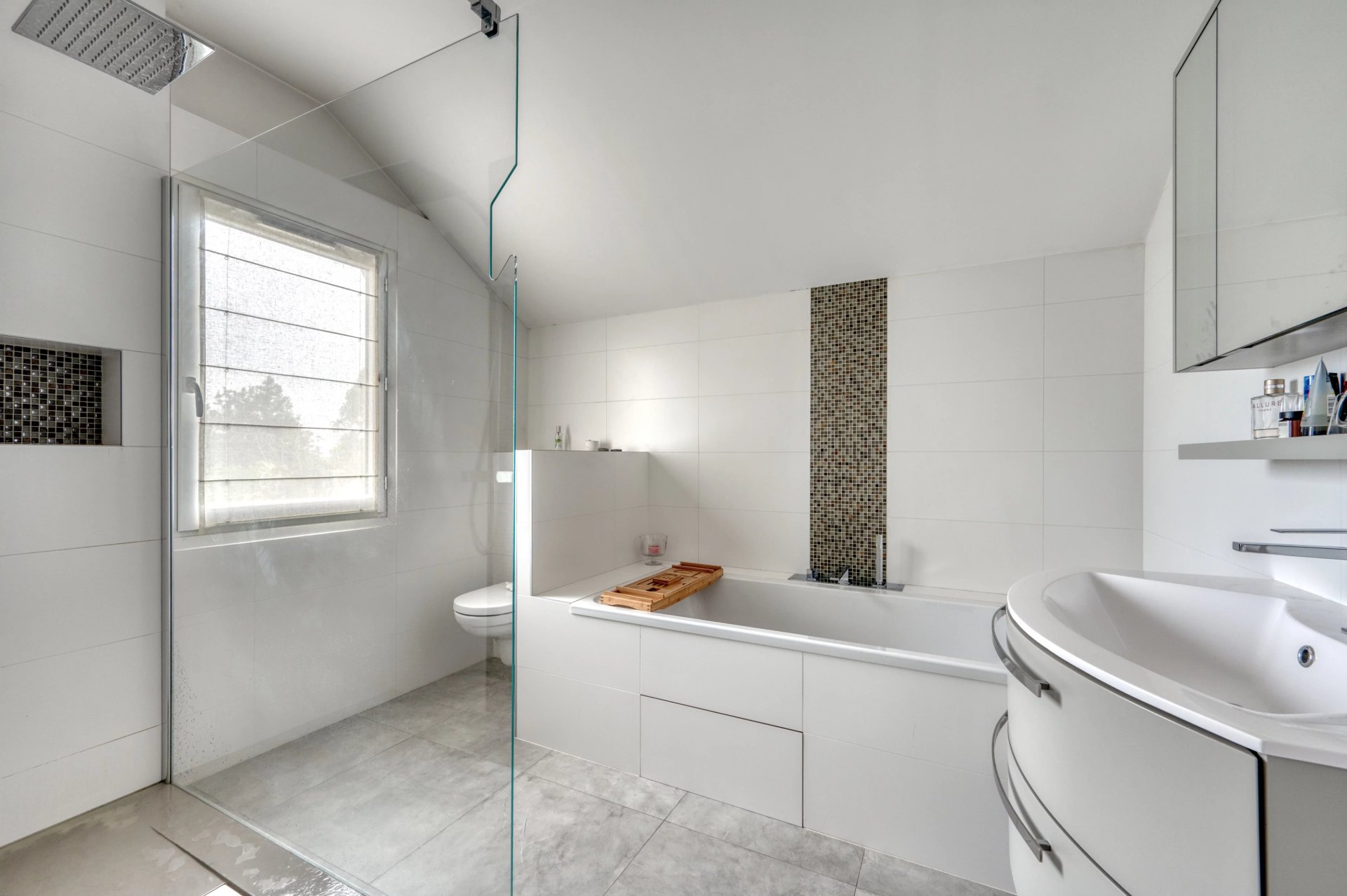 5 Bedroom Villa/Townhouse's Image 15