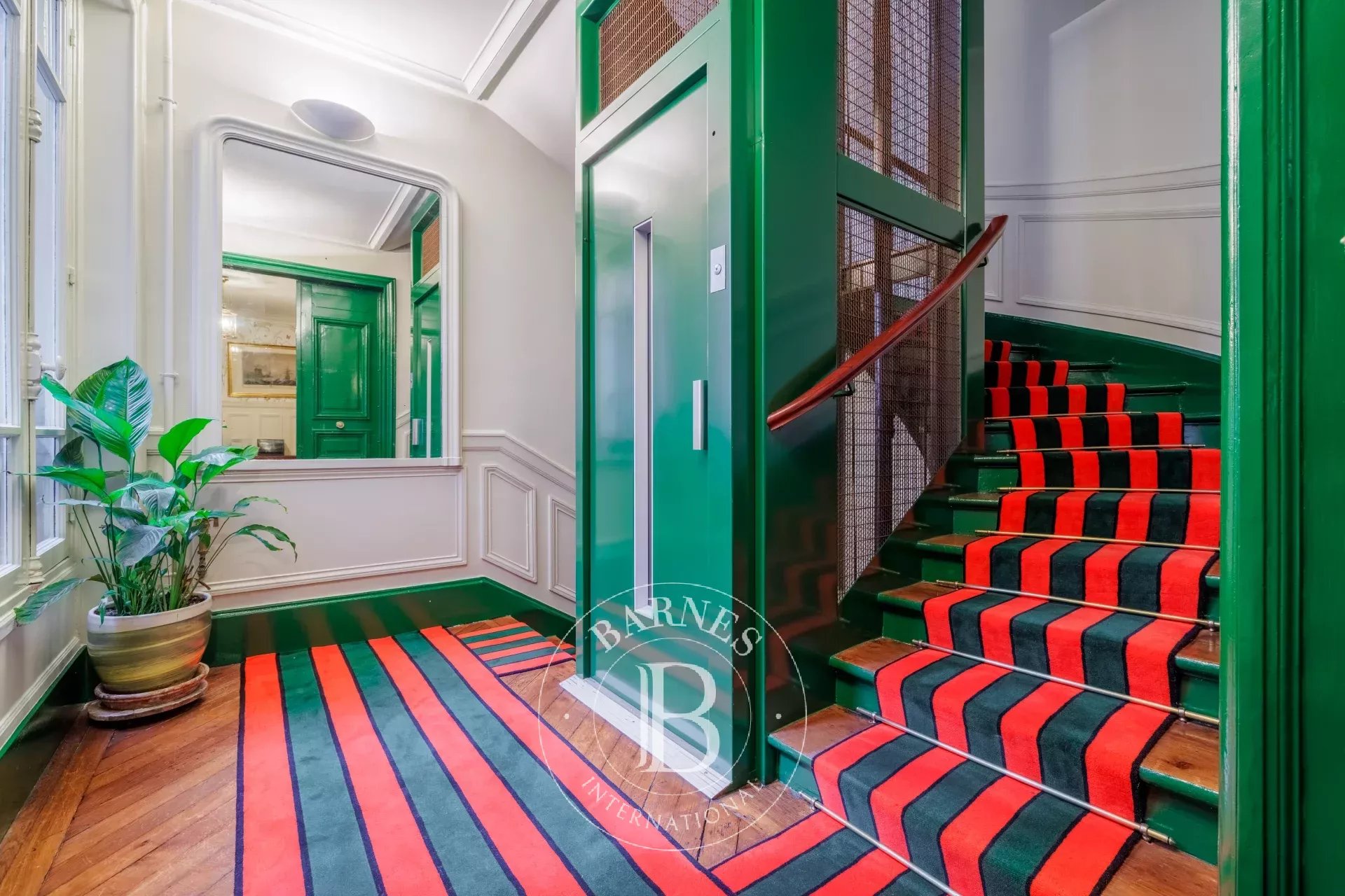 Daire Paris 8ème - picture 14