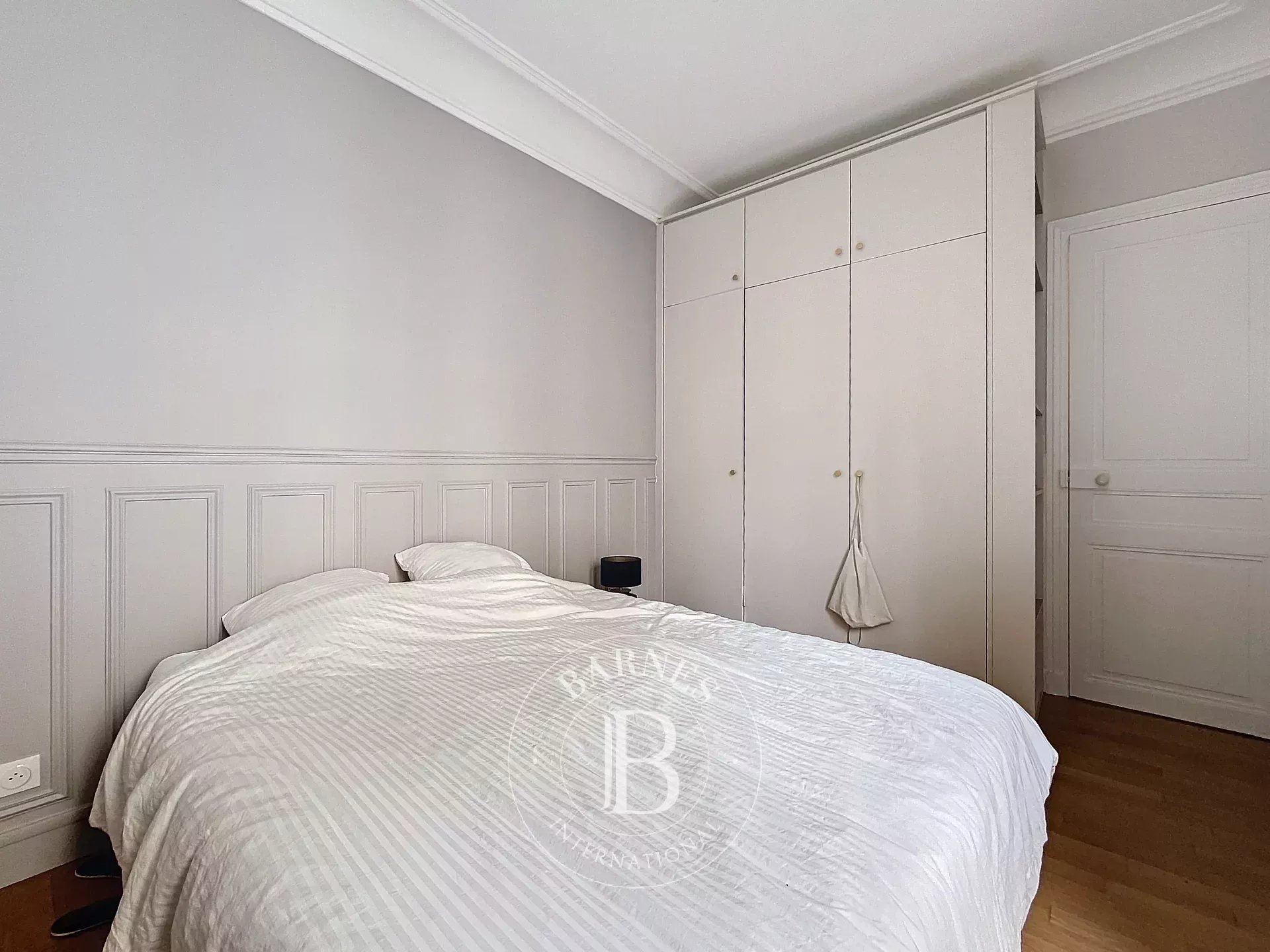 Daire Paris 9ème - picture 8