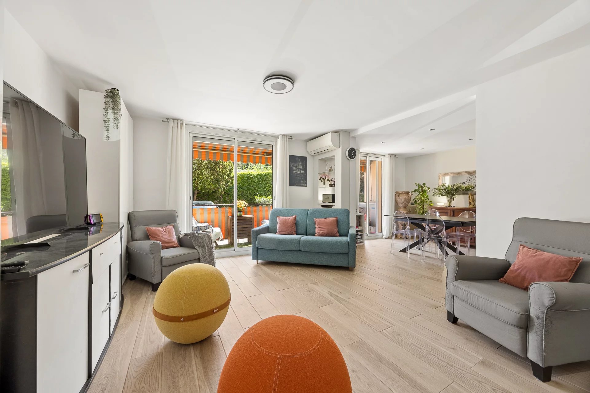 Appartement 4 pièces avec terrasse, parking et cave - centre de Beaulieu-sur-Mer