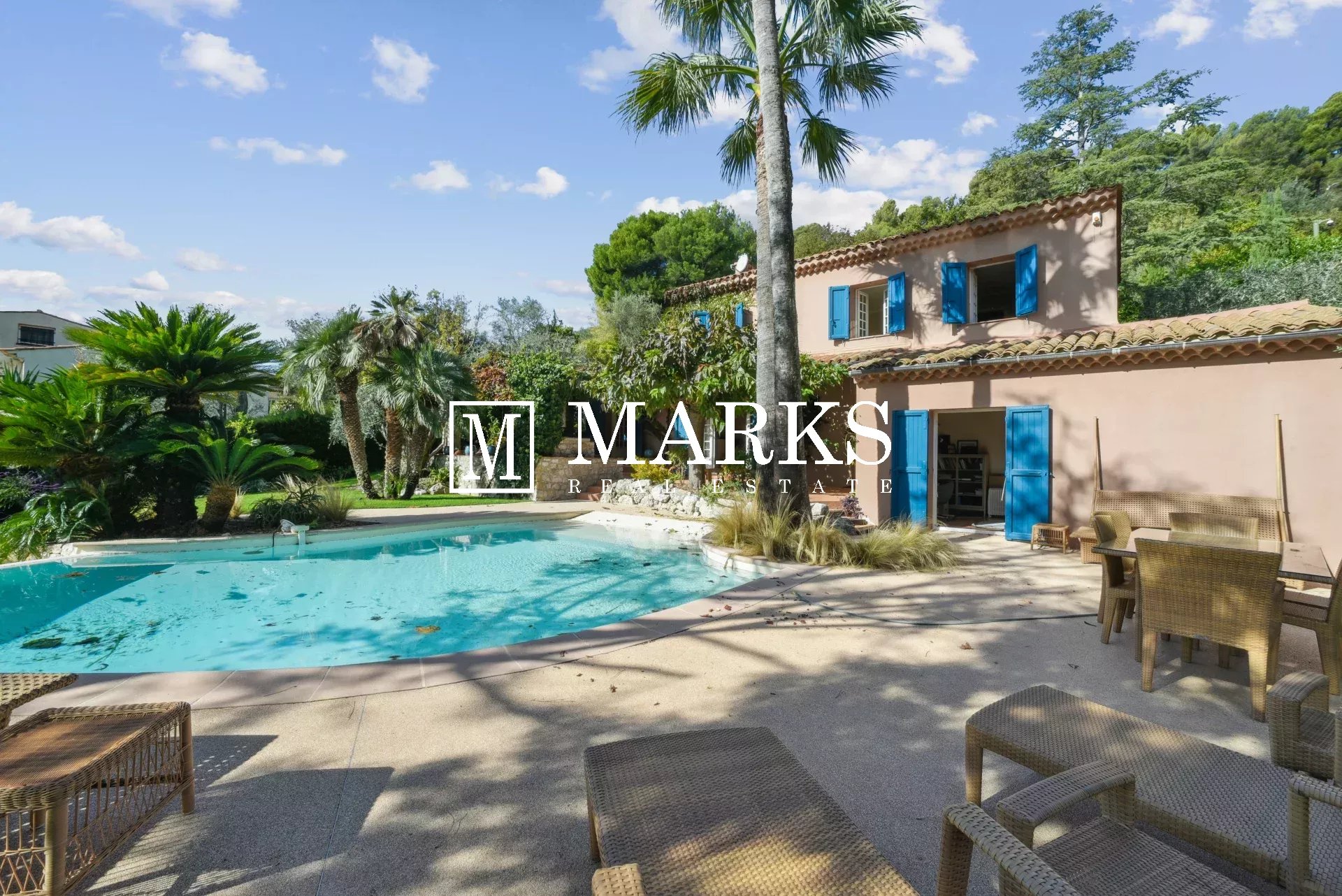 Agence immobilière de 