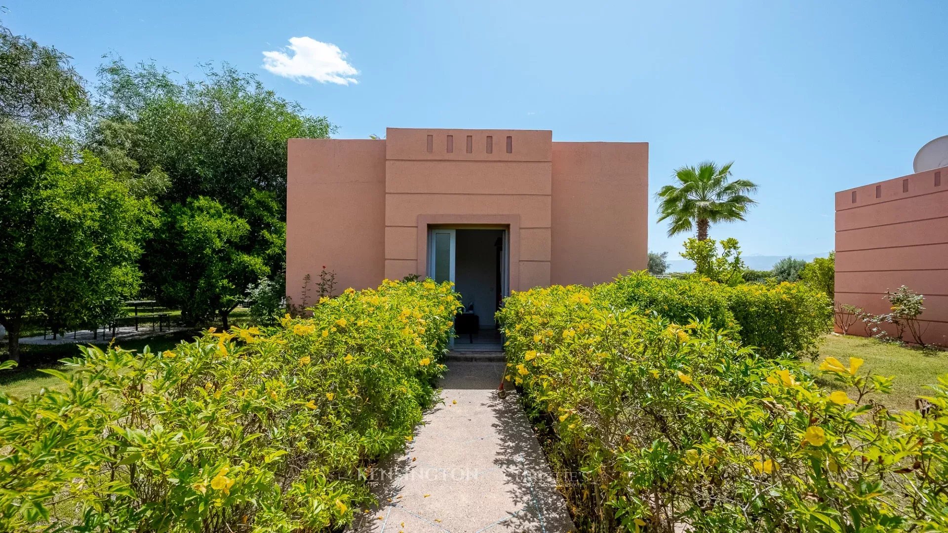 7 Bedroom Villa/Townhouse's Image 24